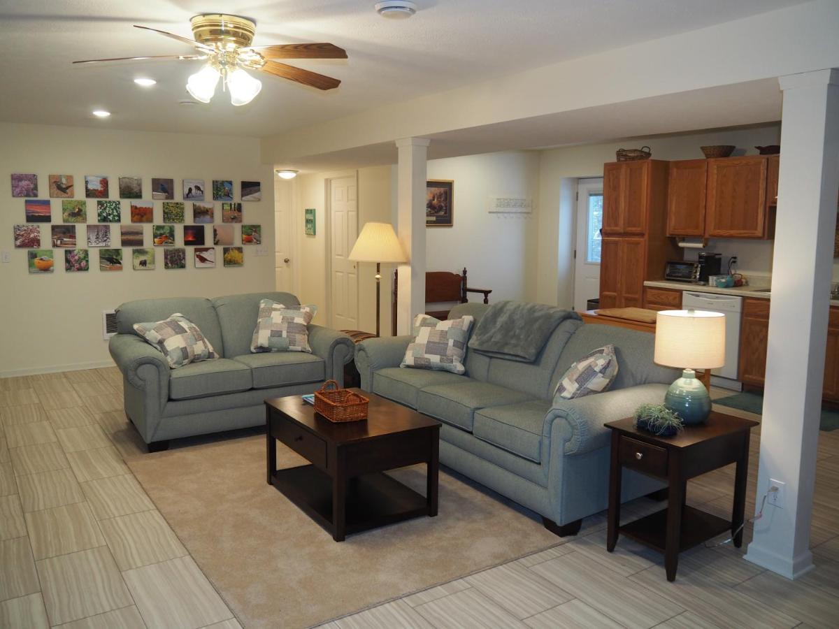 New! The Blessing - A Cute And Cozy Apartment! Benzonia 外观 照片