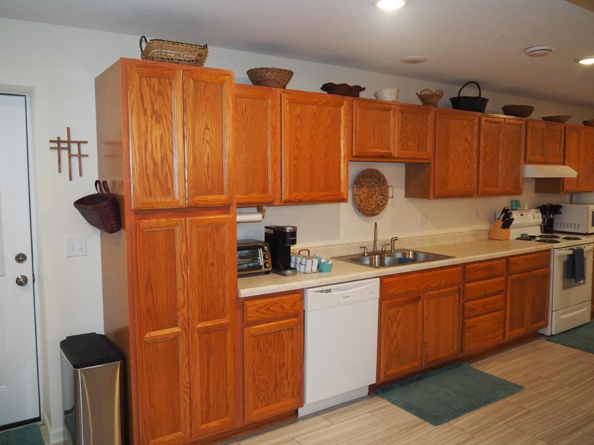 New! The Blessing - A Cute And Cozy Apartment! Benzonia 外观 照片