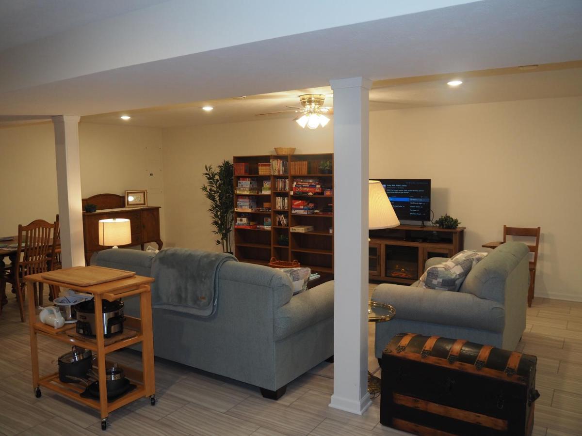 New! The Blessing - A Cute And Cozy Apartment! Benzonia 外观 照片