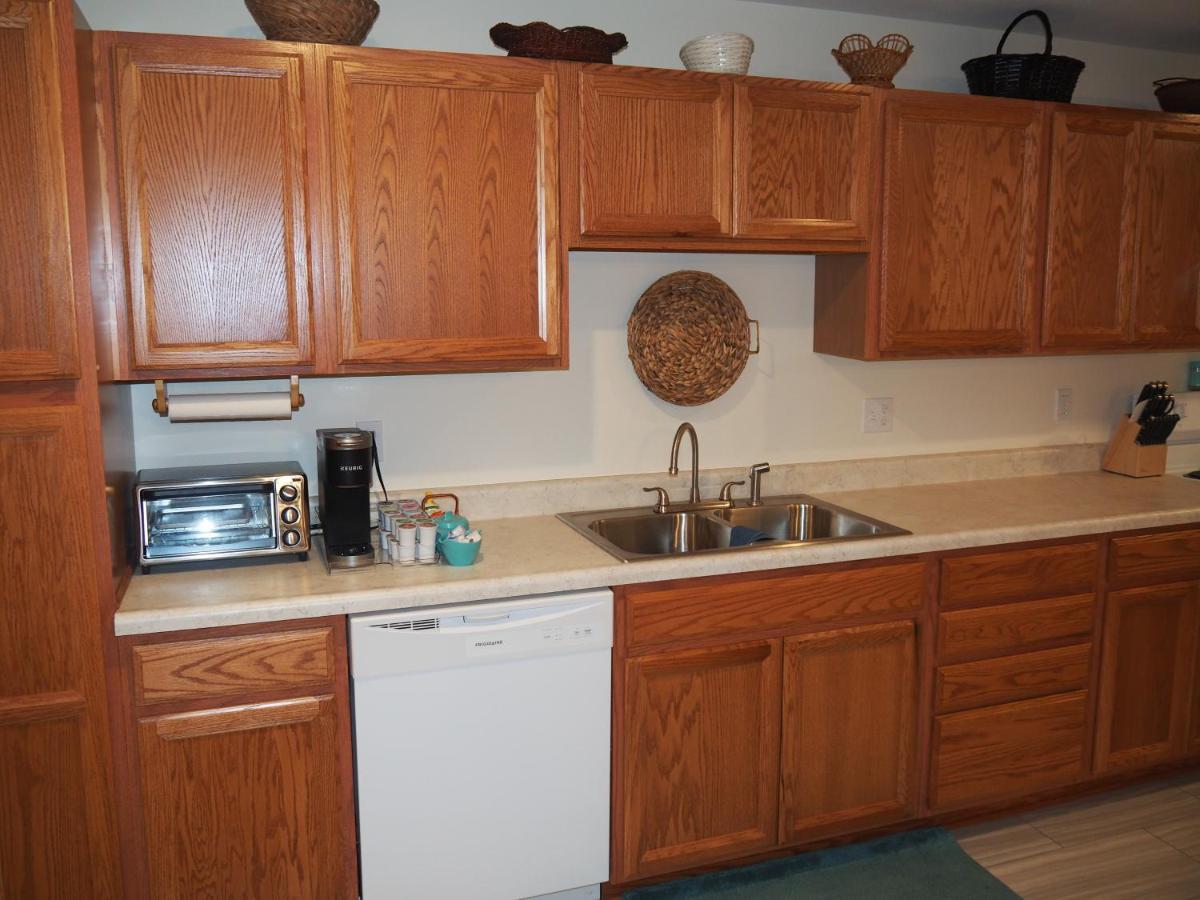 New! The Blessing - A Cute And Cozy Apartment! Benzonia 外观 照片