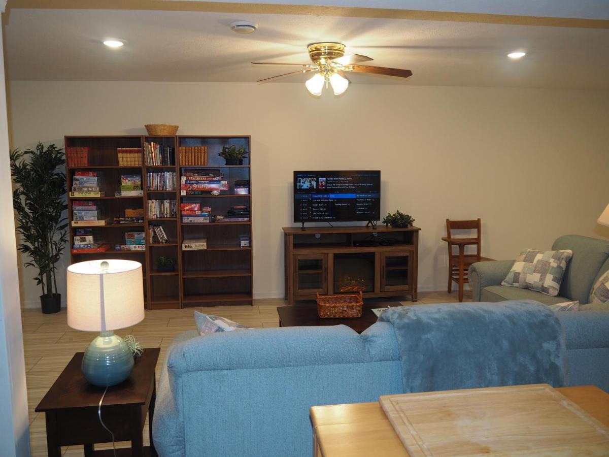 New! The Blessing - A Cute And Cozy Apartment! Benzonia 外观 照片
